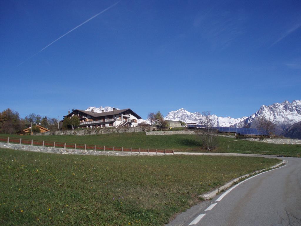 Agriturismo Plan D'Avie Аоста Стая снимка