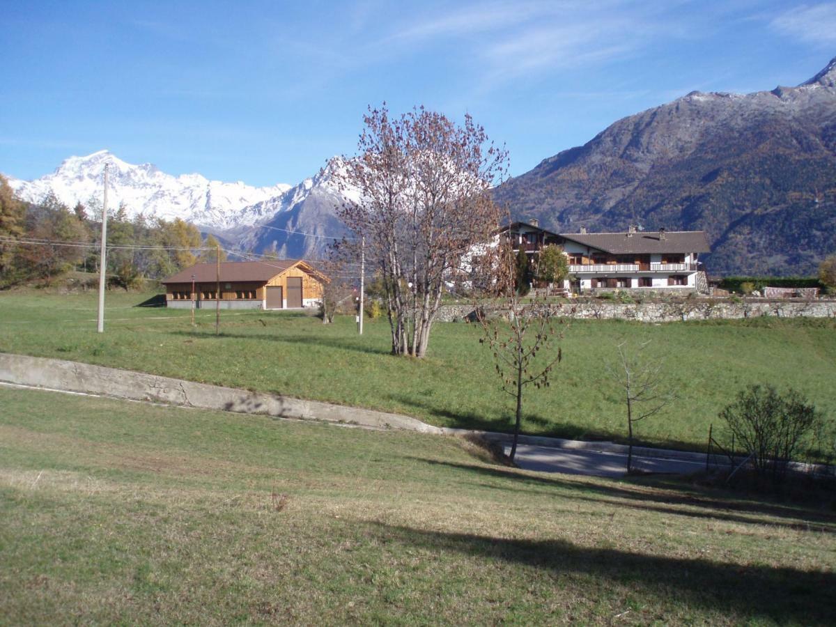 Agriturismo Plan D'Avie Аоста Екстериор снимка